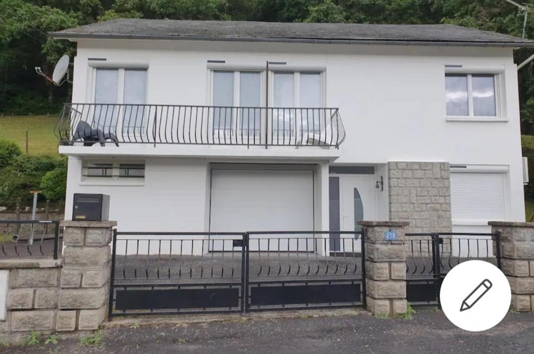 Maison De Nicolas Et Sonia Bort-les-Orgues Exteriér fotografie